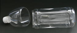 ペットボトルを輪切りにします